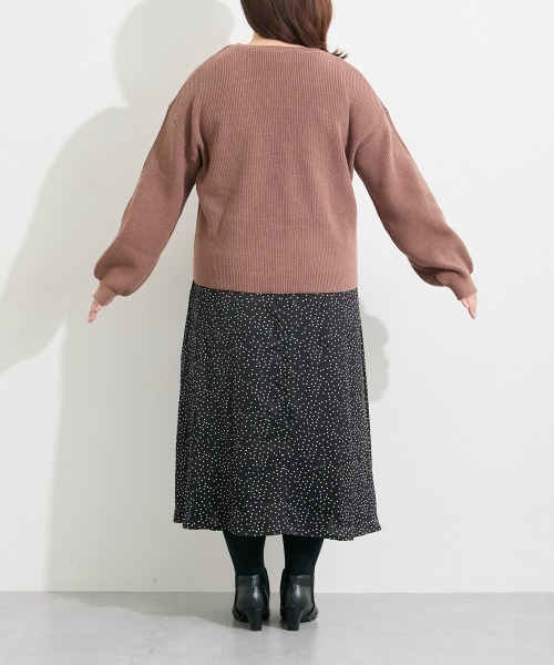 SMILE LAND（スマイルランド）の「＜大きいサイズ＞2点セット（あぜ編ニットプルオーバー＋インナーワンピース）（ワンピース・レディース・モーブ系/杢グレー/モカ/ブラック系・5L/4L/3L/LL/L）」の5枚目の写真