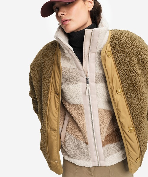 AIGLE（エーグル）の「撥水 リバーシブル キルティングボア シェルパジャケット（ブルゾン・レディース・カーキ/ダークネイビー・L/S/M/XS）」の3枚目の写真