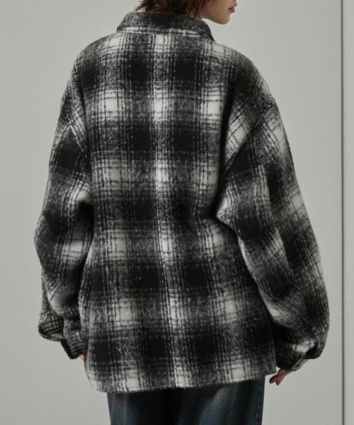 Alfred Alex（アルフレッドアレックス）の「【Alfred Alex】オンブレチェック オーバーサイズ シャギーCPOシャツジャケット（ブルゾン・メンズ・ブラック/ブラウン/ネイビー・M/L）」の15枚目の写真