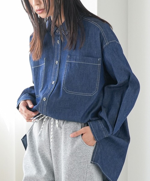 mili an deni(ミリアンデニ)の「オーバーサイズデニムシャツ(シャツ/ブラウス・レディース・ブラック/インディゴブルー・M)」の8枚目の写真