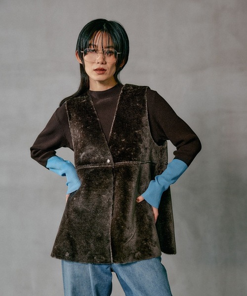 リバーシブルボアフェイクレザーベスト 598317（ベスト）｜LEPSIM