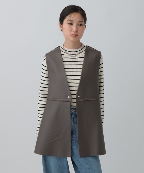 LEPSIM（レプシィム）の「リバーシブルボアフェイクレザーベスト　598317（ベスト・レディース・ブラック/ブラウン/グレイッシュベージュ・FREE）」の21枚目の写真