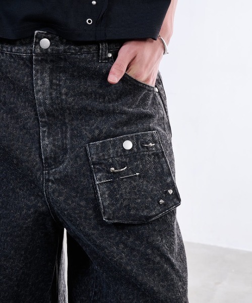 VI E DIT(ヴィエディット)の「Urban Grunge 2way Leopard Denim/アーバングランジ2ウェイレオパードデニム(デニムパンツ・メンズ・グレー・1/2)」の17枚目の写真