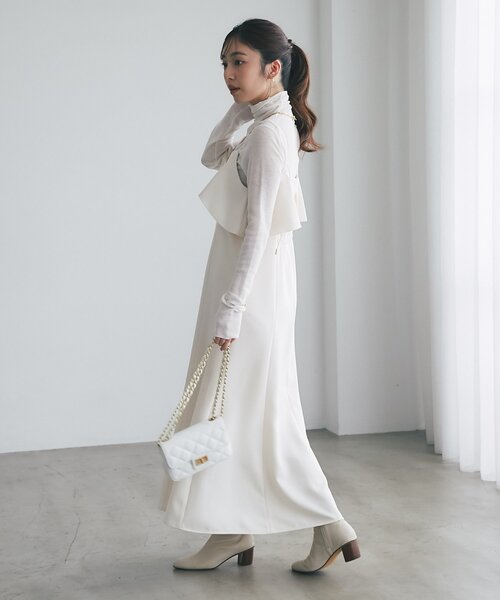 La boutique BonBon(ラブティックボンボン)の「【オケージョン対応】ラッフルマーメイドキャミワンピース(ワンピース・レディース・オフホワイト/ライトグレー/チャコールグレー・38/PS/36)」の10枚目の写真