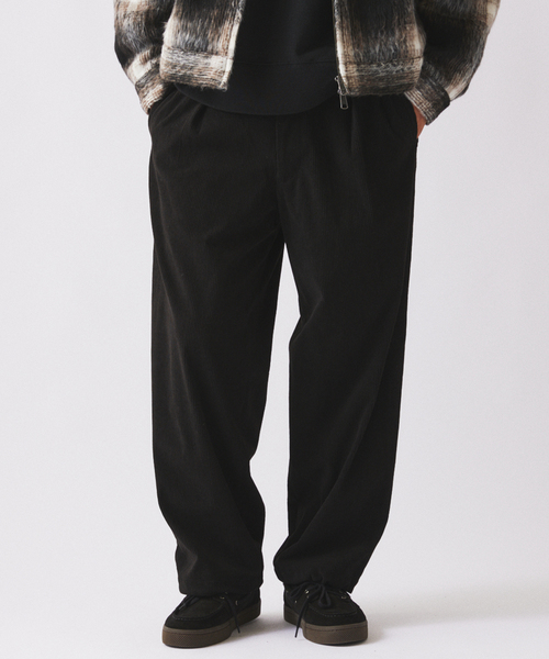 JOURNAL STANDARD relume（ジャーナルスタンダード　レリューム）の「Pコーデュロイ オーバーパンツ（スラックス・メンズ・チャコールグレー/ブラック/ベージュ系その他/カーキ・LARGE/MEDIUM/SMALL）」の14枚目の写真
