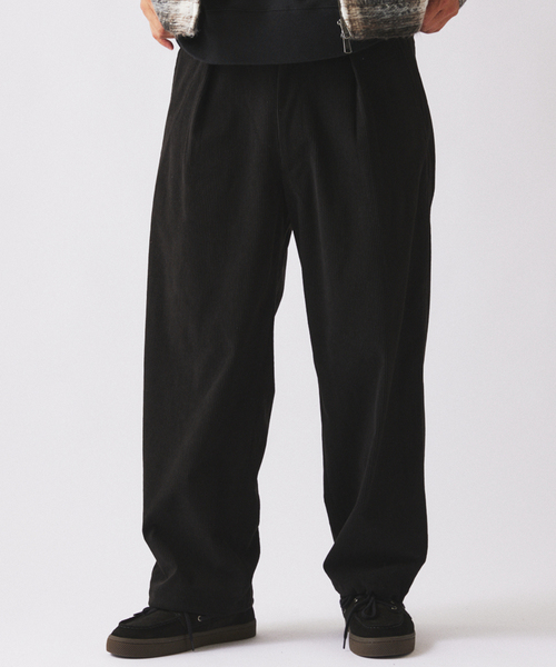 JOURNAL STANDARD relume（ジャーナルスタンダード　レリューム）の「Pコーデュロイ オーバーパンツ（スラックス・メンズ・チャコールグレー/ブラック/ベージュ系その他/カーキ・LARGE/MEDIUM/SMALL）」の15枚目の写真