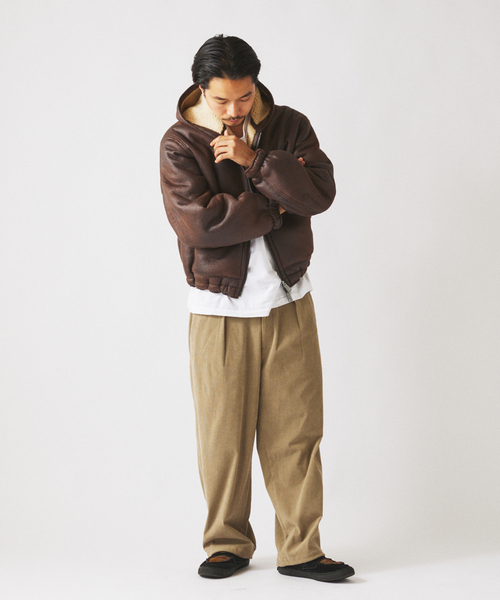 JOURNAL STANDARD relume（ジャーナルスタンダード　レリューム）の「Pコーデュロイ オーバーパンツ（スラックス・メンズ・チャコールグレー/ブラック/ベージュ系その他/カーキ・LARGE/MEDIUM/SMALL）」の20枚目の写真