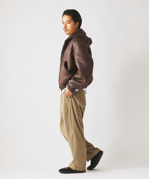 JOURNAL STANDARD relume（ジャーナルスタンダード　レリューム）の「Pコーデュロイ オーバーパンツ（スラックス・メンズ・チャコールグレー/ブラック/ベージュ系その他/カーキ・LARGE/MEDIUM/SMALL）」の21枚目の写真