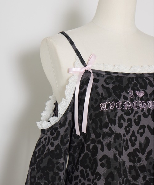 AVENCHUMU(アバンチュウム)の「Leopard print open shoulder tops(Tシャツ/カットソー・レディース・グレー/ピンク・FREE/XS)」の13枚目の写真