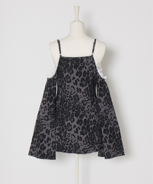 AVENCHUMU(アバンチュウム)の「Leopard print open shoulder tops(Tシャツ/カットソー・レディース・グレー/ピンク・FREE/XS)」の10枚目の写真