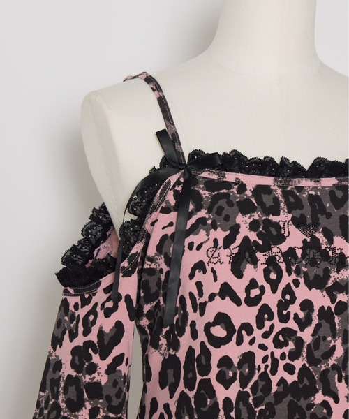 AVENCHUMU(アバンチュウム)の「Leopard print open shoulder tops(Tシャツ/カットソー・レディース・グレー/ピンク・FREE/XS)」の20枚目の写真