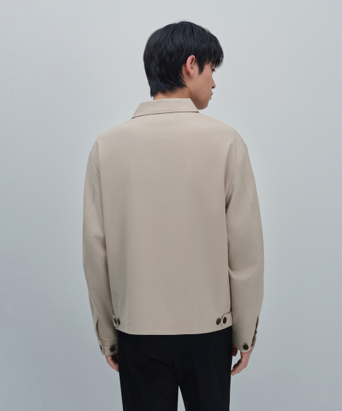 MUSINSA STANDARD（ムシンサスタンダード）の「ライトプレインリラックスドミニマルジャケット[ライトベージュ]（ブルゾン・メンズ・その他・MEDIUM/LARGE/X-LARGE/XX-LARGE）」の3枚目の写真
