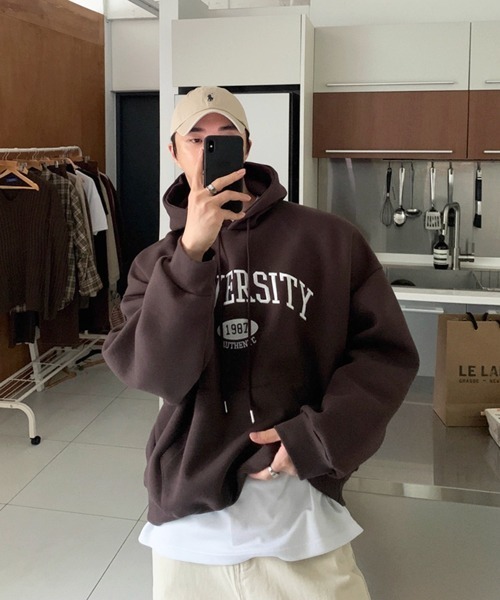 NOWLE(ノウル)の「【NOWLE】UNIVERSITY カレッジロゴ 刺繍 プルオーバーパーカー(パーカー・メンズ・ブラウン/グレー・MEDIUM/LARGE/X-LARGE)」の9枚目の写真