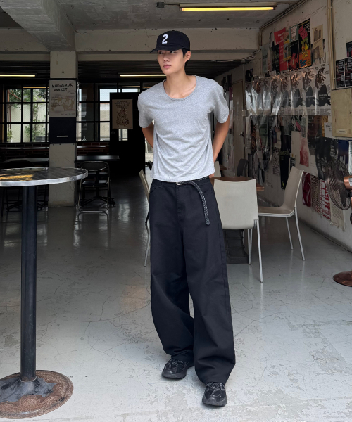 SIGNATURE（シグネチャ）の「ツイストカーブコットンパンツ[ブラック]（その他パンツ・レディース・その他・SMALL/MEDIUM/LARGE/X-LARGE）」の5枚目の写真