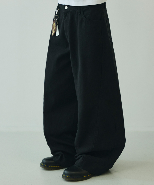 SIGNATURE（シグネチャ）の「ツイストカーブコットンパンツ[ブラック]（その他パンツ・レディース・その他・SMALL/MEDIUM/LARGE/X-LARGE）」の11枚目の写真