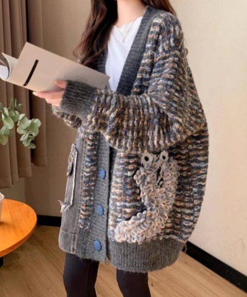 キャラクター刺繍オーバーサイズニットカーディガン ブルーボタン