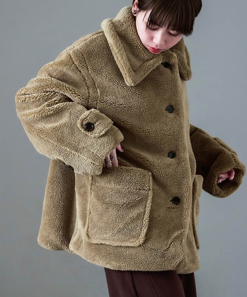 Fashion Letter(ファッションレター)の「ミドル丈 テディボア ステンカラーコート(ステンカラーコート・レディース・ライトベージュ/チャコールグレー/モカ・M)」の5枚目の写真
