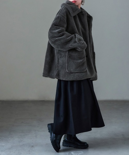 Fashion Letter(ファッションレター)の「ミドル丈 テディボア ステンカラーコート(ステンカラーコート・レディース・ライトベージュ/チャコールグレー/モカ・M)」の16枚目の写真