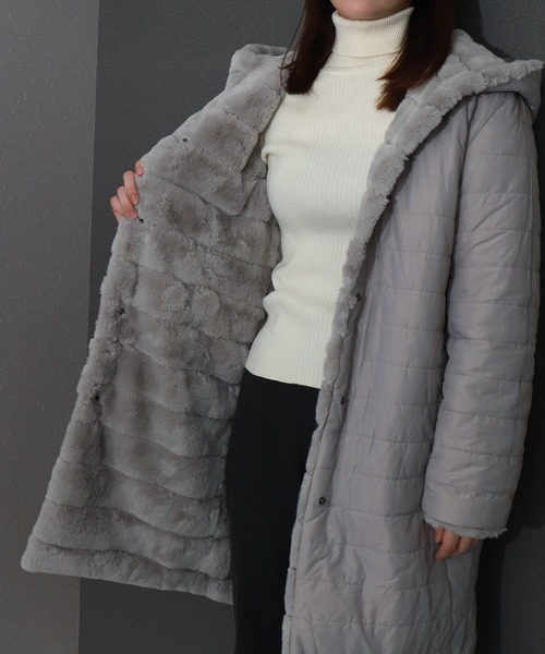 libelle more(リベル モア)の「ボーダーフェイクファーリバーシブルロングコート(ダウンジャケット/コート・レディース・ブラック/グレー/ベージュ/モカ・M/L)」の11枚目の写真