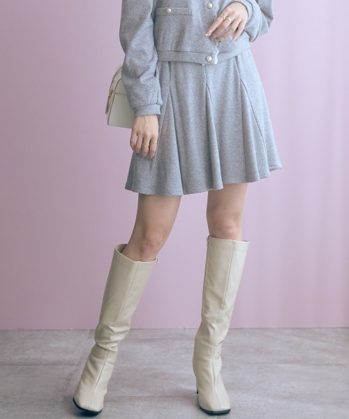marun（マルン）の「＜大きいサイズ＞ショート丈フレアスカート marun（スカート・レディース・ベージュ/グレー/ブラック・5L/4L/3L/LL/L）」の2枚目の写真
