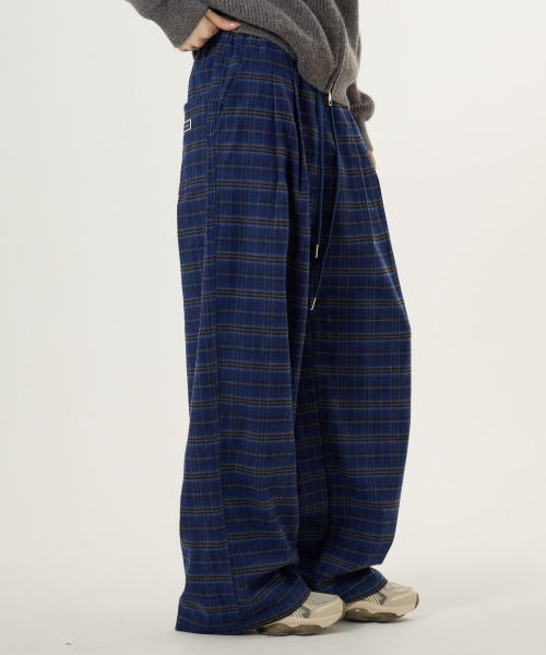 UNKNOWN PLANET(アンノウンプラネット)の「チェックバンディングパンツブルー(その他パンツ・レディース・その他・1/2)」の2枚目の写真