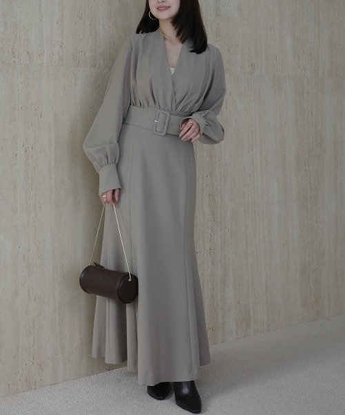 ZOZO限定カラー】ノーカラーナローワンピース（ワンピース）｜anuans