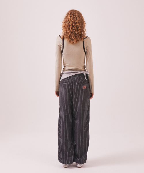 MENASOO(ミナス)の「Stretch Layered T Shirt_Beige(Tシャツ/カットソー・レディース・Beige・SMALL/MEDIUM)」の6枚目の写真