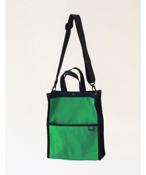 HOWKIDSFUL(ハウキッズフル)の「SECOND BAG (GREEN)(メッセンジャーバッグ・レディース・その他・FREE)」の3枚目の写真