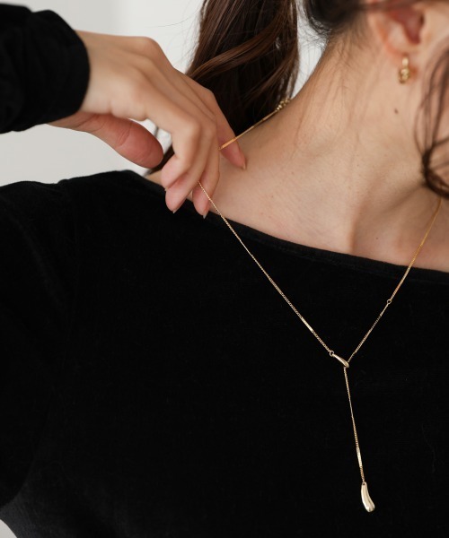 Bab（バブ）の「タイニードロップロングネックレス（ネックレス・レディース・シルバー/ゴールド・ONESIZE）」の10枚目の写真