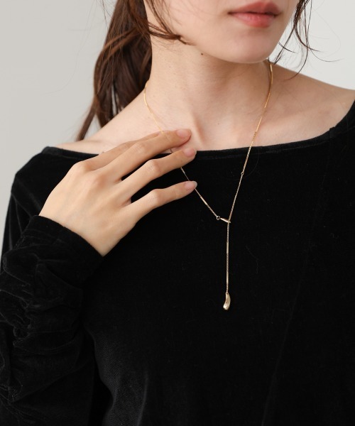 Bab（バブ）の「タイニードロップロングネックレス（ネックレス・レディース・シルバー/ゴールド・ONESIZE）」の12枚目の写真