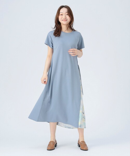 BEAMS HEART(ビームスハート)の「サイドプリーツ コンビ ワンピース(ワンピース・レディース・ブラック系その他3/チャコールグレー/ブラック・FREE)」の3枚目の写真