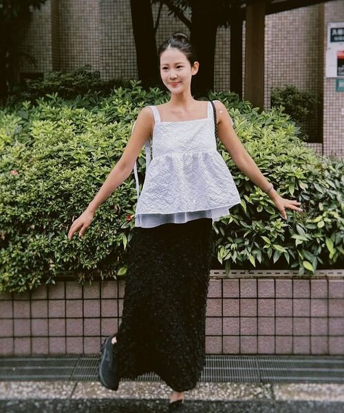 DEWEDEWE(デュイデュイ)の「ローズレーススカート_ブラック(スカート・レディース・その他・SMALL/MEDIUM/LARGE)」の3枚目の写真