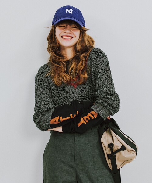 BEAMS BOY(ビームスボーイ)の「Vネック ライン プルオーバー(ニット/セーター・レディース・ホワイト系その他7/グレー・ONE SIZE)」の2枚目の写真