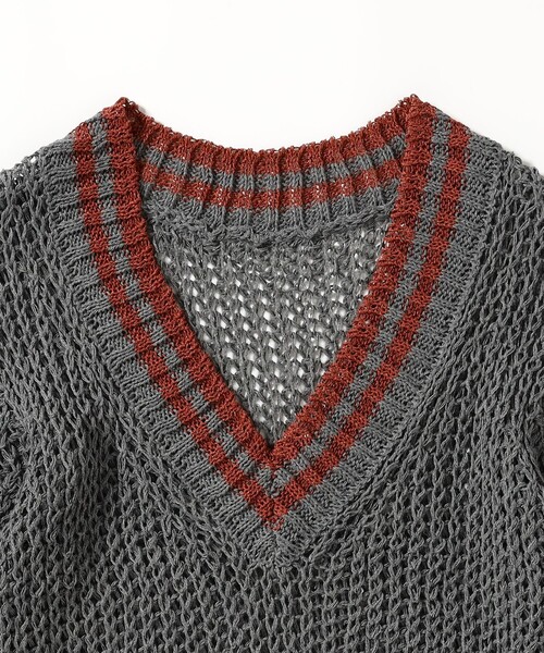 BEAMS BOY(ビームスボーイ)の「Vネック ライン プルオーバー(ニット/セーター・レディース・ホワイト系その他7/グレー・ONE SIZE)」の15枚目の写真