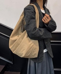 【大容量】【A4サイズ収納可】サイドジップ ビッグギョウザトートバッグ