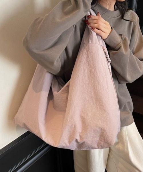 SHEPP(シープ)の「【大容量】【A4サイズ収納可】サイドジップ ビッグギョウザトートバッグ(トートバッグ・レディース・グレー/ブラック/カーキ/ピンク/ベージュ・F)」の10枚目の写真