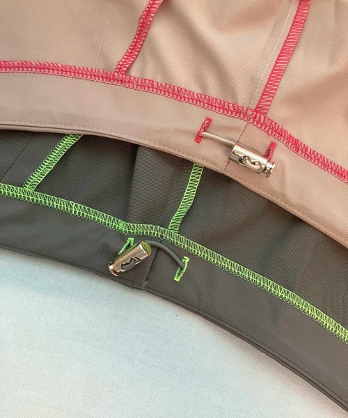 Q(キュー)の「ドルマンリラックスブルゾン(マウンテンパーカー・レディース・カーキ/ベージュ・MEDIUM)」の15枚目の写真