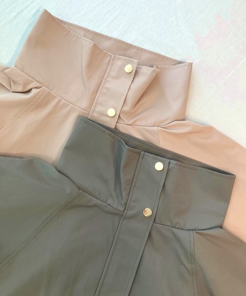 Q(キュー)の「ドルマンリラックスブルゾン(マウンテンパーカー・レディース・カーキ/ベージュ・MEDIUM)」の9枚目の写真