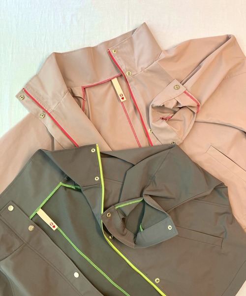 Q(キュー)の「ドルマンリラックスブルゾン(マウンテンパーカー・レディース・カーキ/ベージュ・MEDIUM)」の8枚目の写真