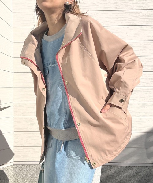 Q(キュー)の「ドルマンリラックスブルゾン(マウンテンパーカー・レディース・カーキ/ベージュ・MEDIUM)」の18枚目の写真