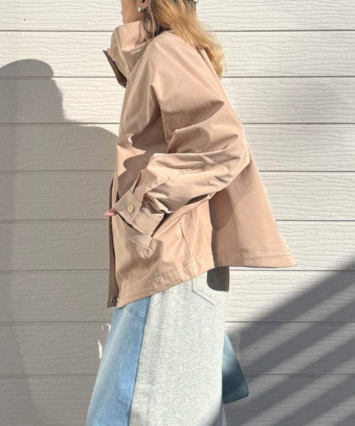 Q(キュー)の「ドルマンリラックスブルゾン(マウンテンパーカー・レディース・カーキ/ベージュ・MEDIUM)」の20枚目の写真