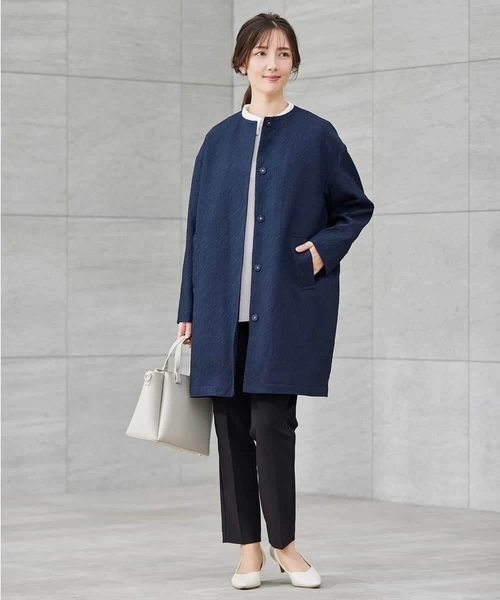 a.v.v（アーヴェヴェ）の「ジャガードノーカラーコート（その他アウター・レディース・アイボリー/ネイビー・36/38）」の2枚目の写真