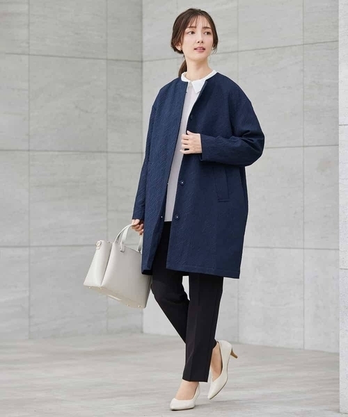 a.v.v（アーヴェヴェ）の「ジャガードノーカラーコート（その他アウター・レディース・アイボリー/ネイビー・36/38）」の3枚目の写真