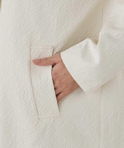 a.v.v（アーヴェヴェ）の「ジャガードノーカラーコート（その他アウター・レディース・アイボリー/ネイビー・36/38）」の19枚目の写真