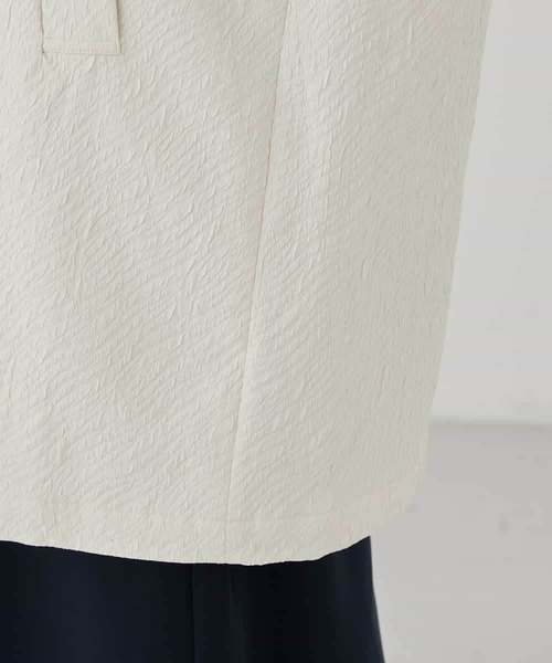 a.v.v（アーヴェヴェ）の「ジャガードノーカラーコート（その他アウター・レディース・アイボリー/ネイビー・36/38）」の20枚目の写真