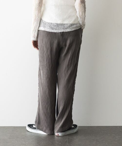 GARAGE OF GOOD CLOTHING(ガレージオブグッドクロージング)の「ストライプドロストストレートパンツ(その他パンツ・レディース・ブラウン/ブラック・FREE)」の22枚目の写真