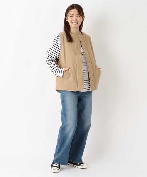 one'sterrace(ワンズテラス)の「デニム&ツイル 裏ボア リバーシブルベスト(ベスト・レディース・ベージュ系8/ネイビー系5・02)」の22枚目の写真