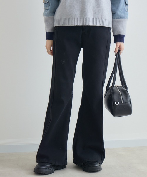 Paradise Picnic(パラダイスピクニック)の「TRANOI. ストレッチフレアデニム(デニムパンツ・レディース・ブラック/ブルー・LARGE/MEDIUM)」の2枚目の写真