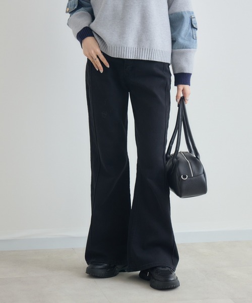 Paradise Picnic(パラダイスピクニック)の「TRANOI. ストレッチフレアデニム(デニムパンツ・レディース・ブラック/ブルー・LARGE/MEDIUM)」の13枚目の写真