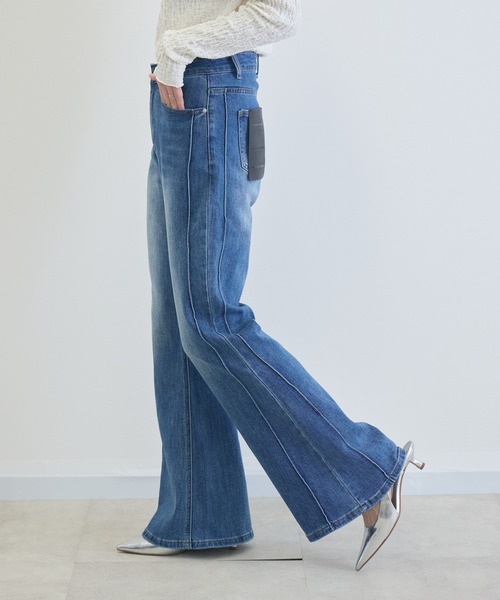 Paradise Picnic(パラダイスピクニック)の「TRANOI. ストレッチフレアデニム(デニムパンツ・レディース・ブラック/ブルー・LARGE/MEDIUM)」の21枚目の写真